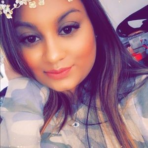 Meet your Posher, Tisha